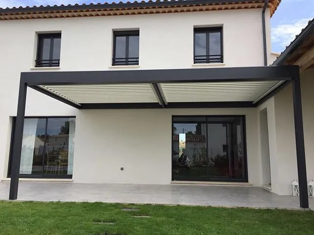 Kimyasalsız Buharlı Temizlik: Pergola ve Tente Temizliğinde Doğal Yöntemler - PergoClean Teknik yazısı, Ankara tente ve pergola temizliği görseli